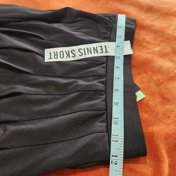 Indero tennis skort size  Small black pleated Active Collection    B8 - Picture 7 of 8